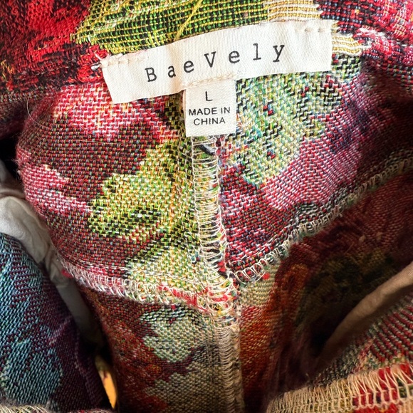 Buckle Floral Tapestry Mini Skirt 🌹 - Picture 3 of 4